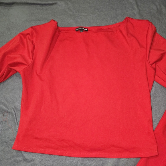 Fashion Nova Red Leggings Set - Picture 2 of 3